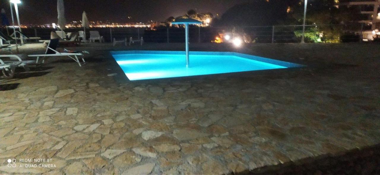 Matthews Beach House Влёра Экстерьер фото